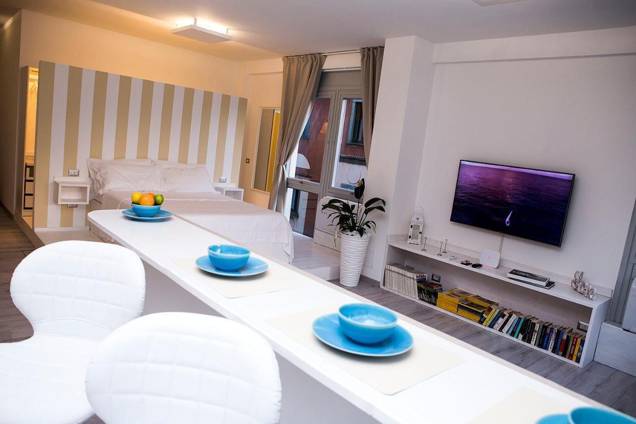 Downtown Como-Luxury Suites Exteriér fotografie