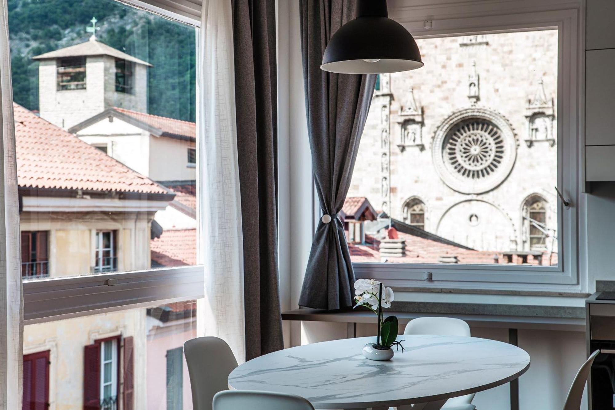 Downtown Como-Luxury Suites Exteriér fotografie